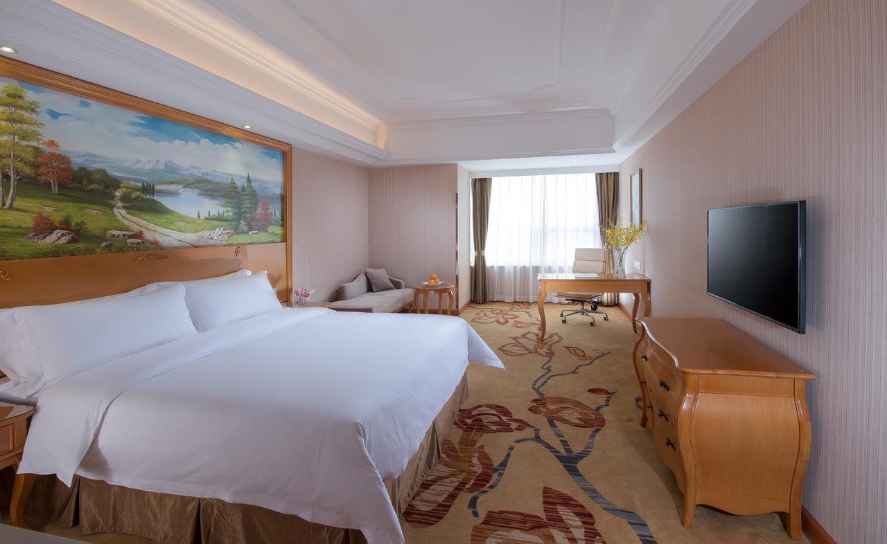 Vienna Hotel Shanghai Fengxian South Bridge Jinhai Road Exterior photo